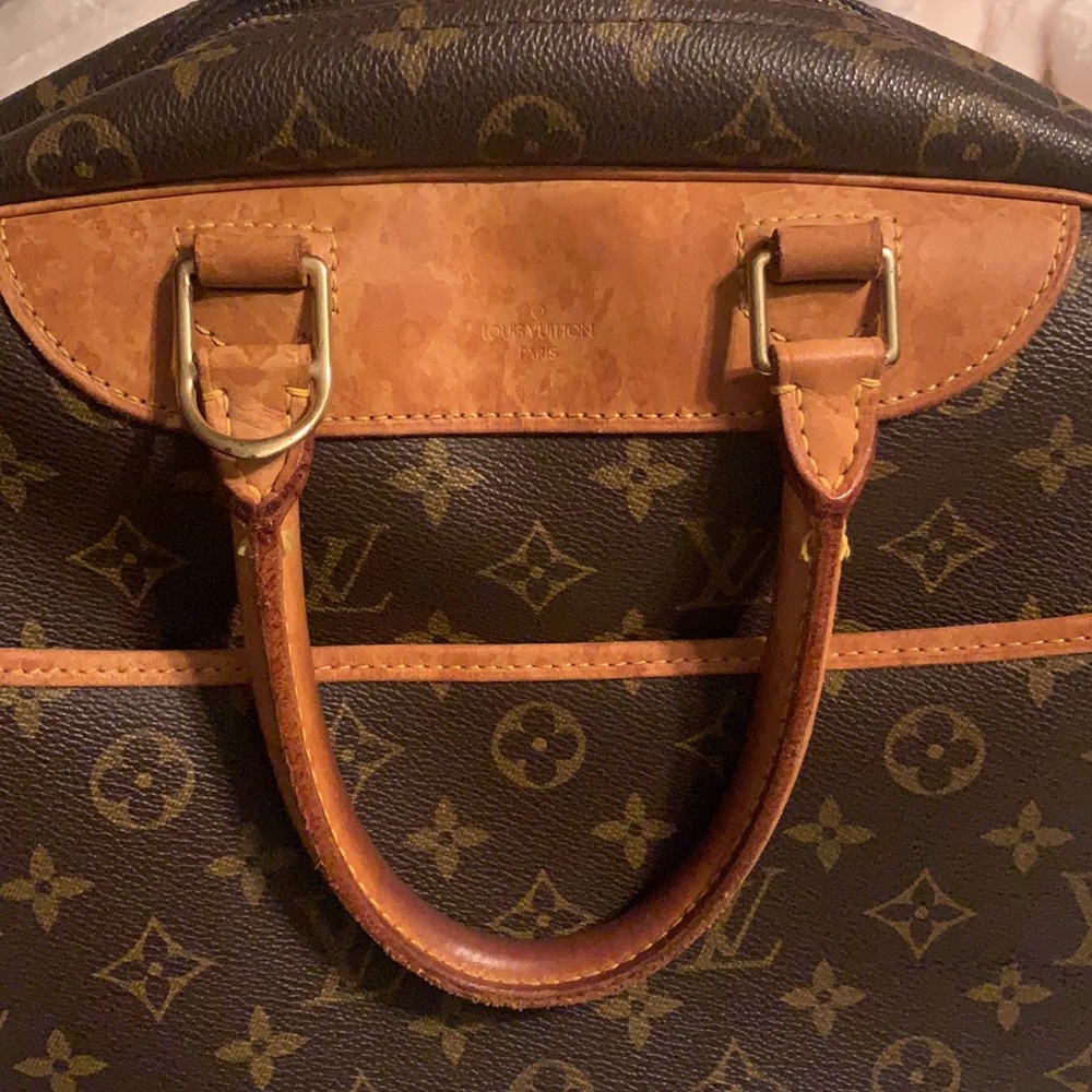 Louis Vuitton Deauville, Made in Paris, France. $595 Good condition. - Picture 2 of 10
